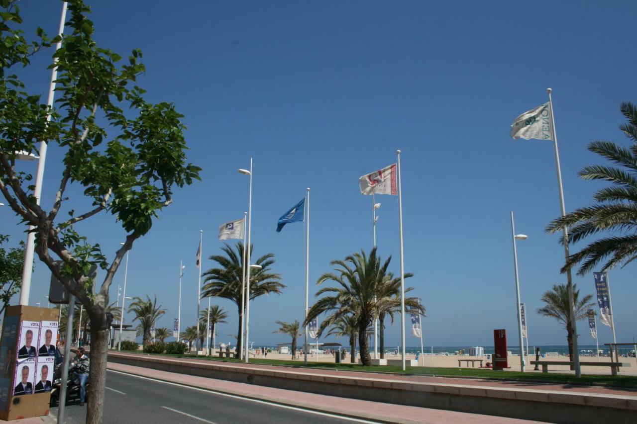 Apartamento Parque 2 Playa De Gandia Eksteriør billede